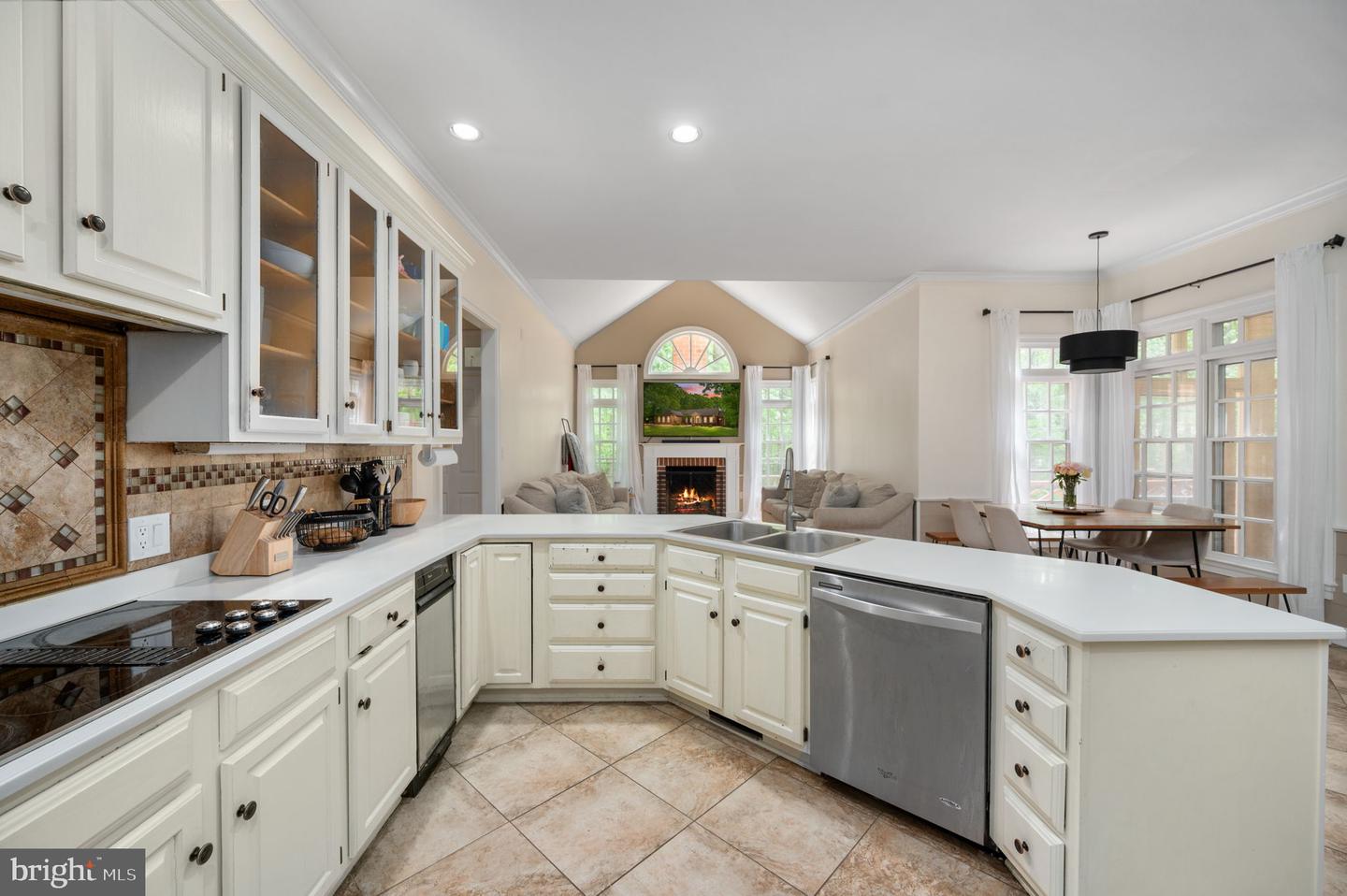 8504 MATTHEW MAURY CT, SPOTSYLVANIA, Virginia 22553, 5 Bedrooms Bedrooms, ,4 BathroomsBathrooms,Residential,For sale,8504 MATTHEW MAURY CT,VASP2032738 MLS # VASP2032738