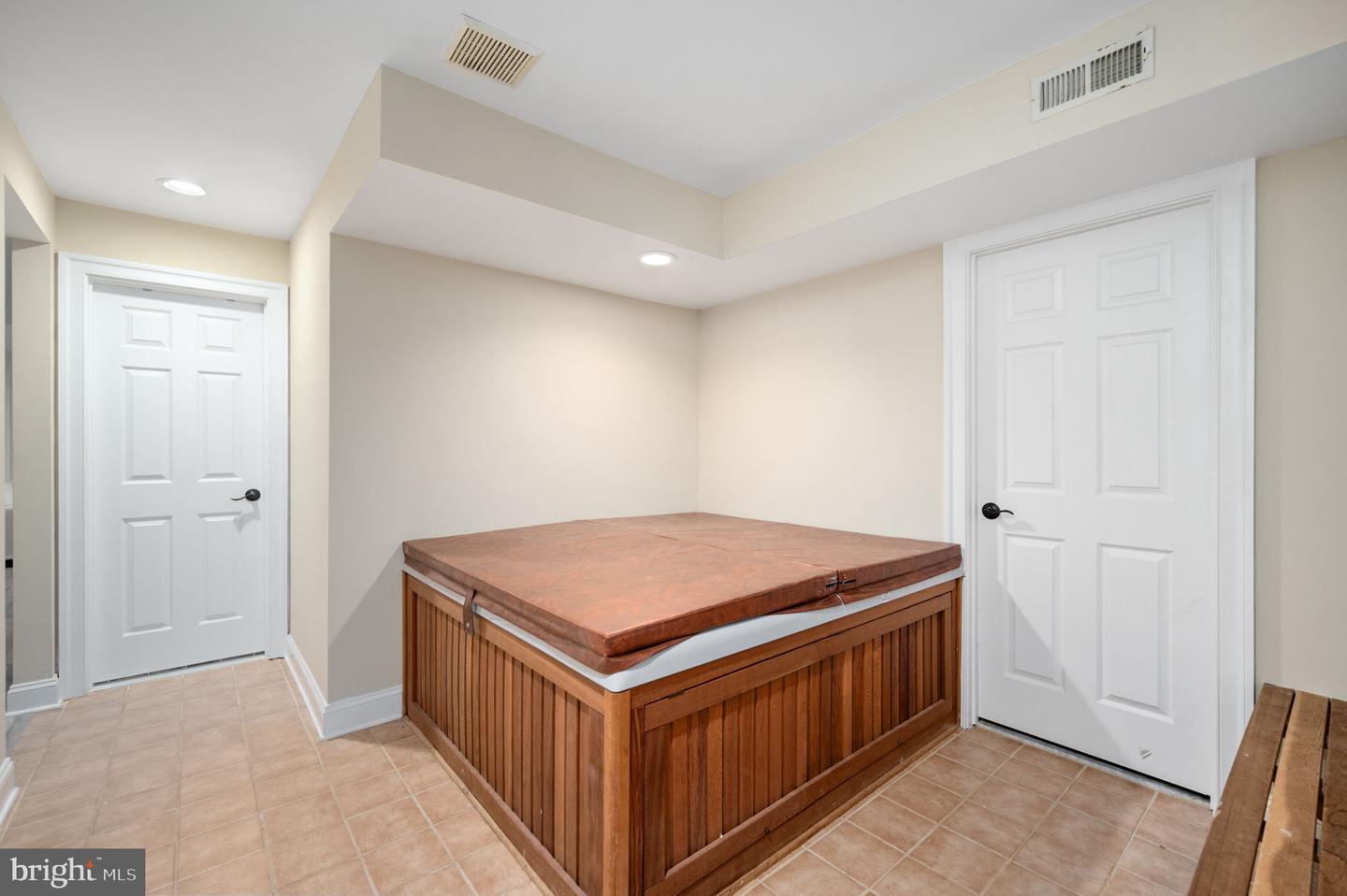 8504 MATTHEW MAURY CT, SPOTSYLVANIA, Virginia 22553, 5 Bedrooms Bedrooms, ,4 BathroomsBathrooms,Residential,For sale,8504 MATTHEW MAURY CT,VASP2032738 MLS # VASP2032738