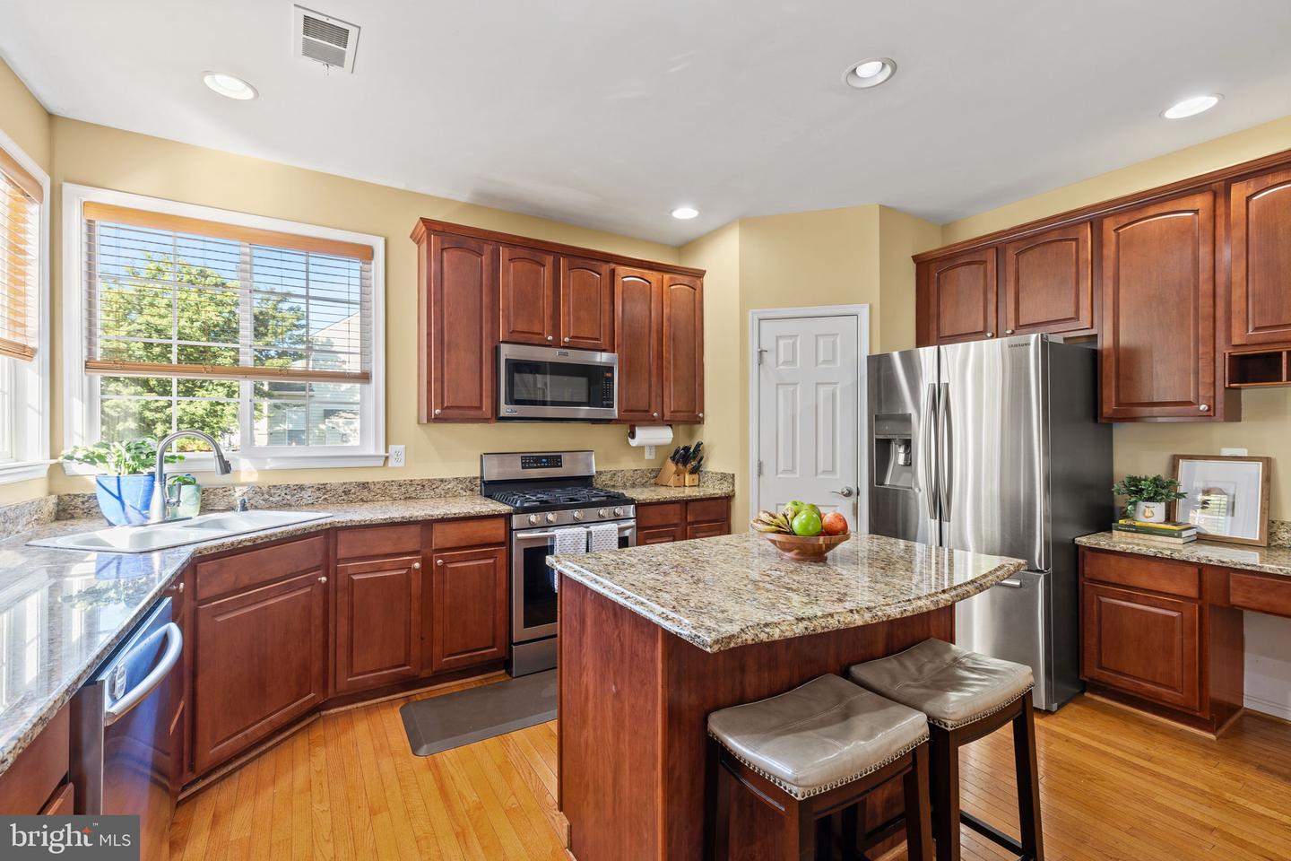 8347 CRACKLING CEDAR LN, GAINESVILLE, Virginia 20155, 4 Bedrooms Bedrooms, ,4 BathroomsBathrooms,Residential,For sale,8347 CRACKLING CEDAR LN,VAPW2093734 MLS # VAPW2093734