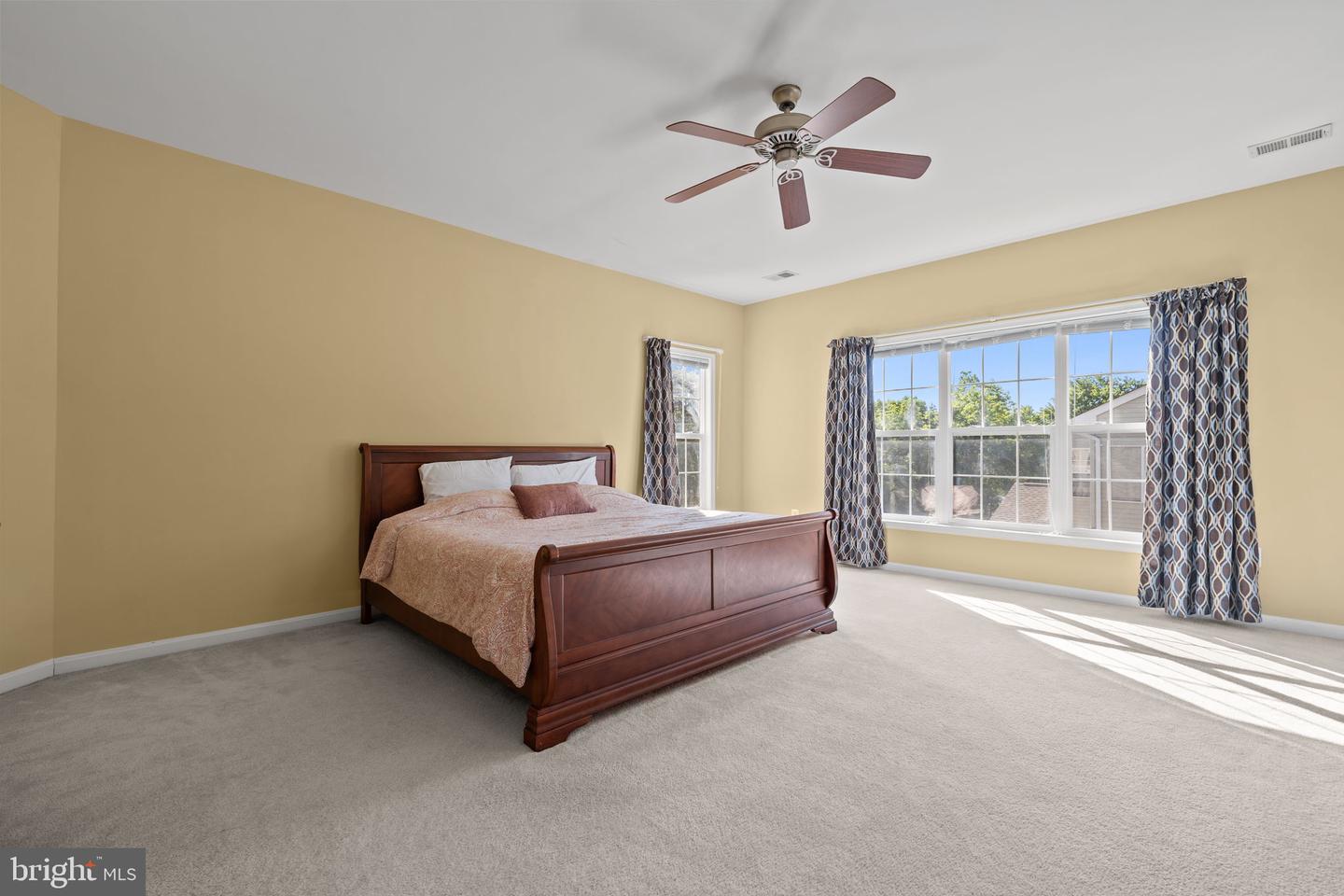 8347 CRACKLING CEDAR LN, GAINESVILLE, Virginia 20155, 4 Bedrooms Bedrooms, ,4 BathroomsBathrooms,Residential,For sale,8347 CRACKLING CEDAR LN,VAPW2093734 MLS # VAPW2093734