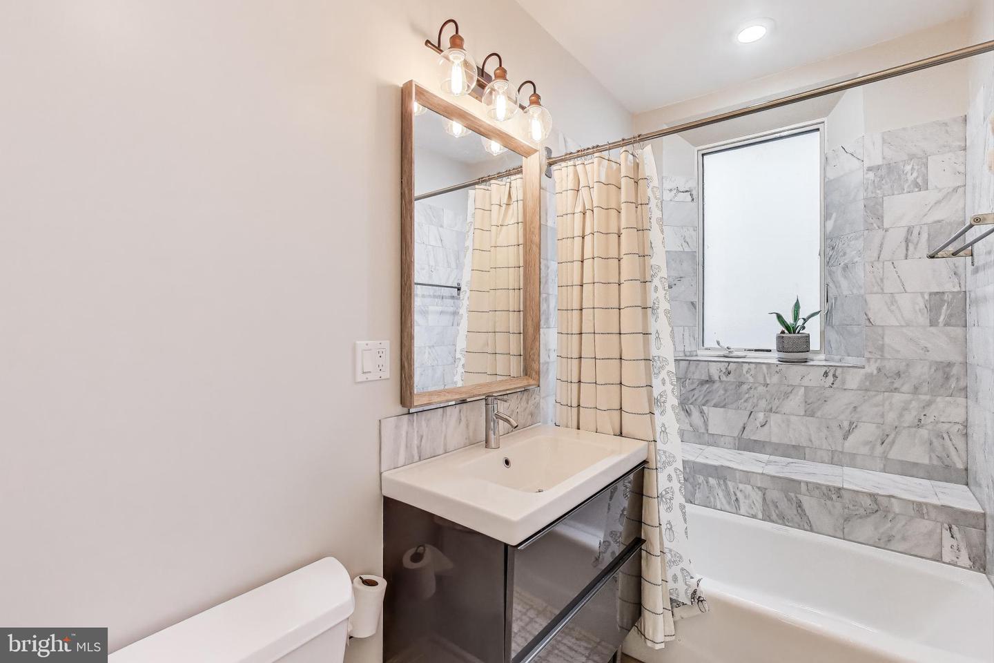 2332 N TUCKAHOE ST, ARLINGTON, Virginia 22205, 5 Bedrooms Bedrooms, ,4 BathroomsBathrooms,Residential,For sale,2332 N TUCKAHOE ST,VAAR2056930 MLS # VAAR2056930