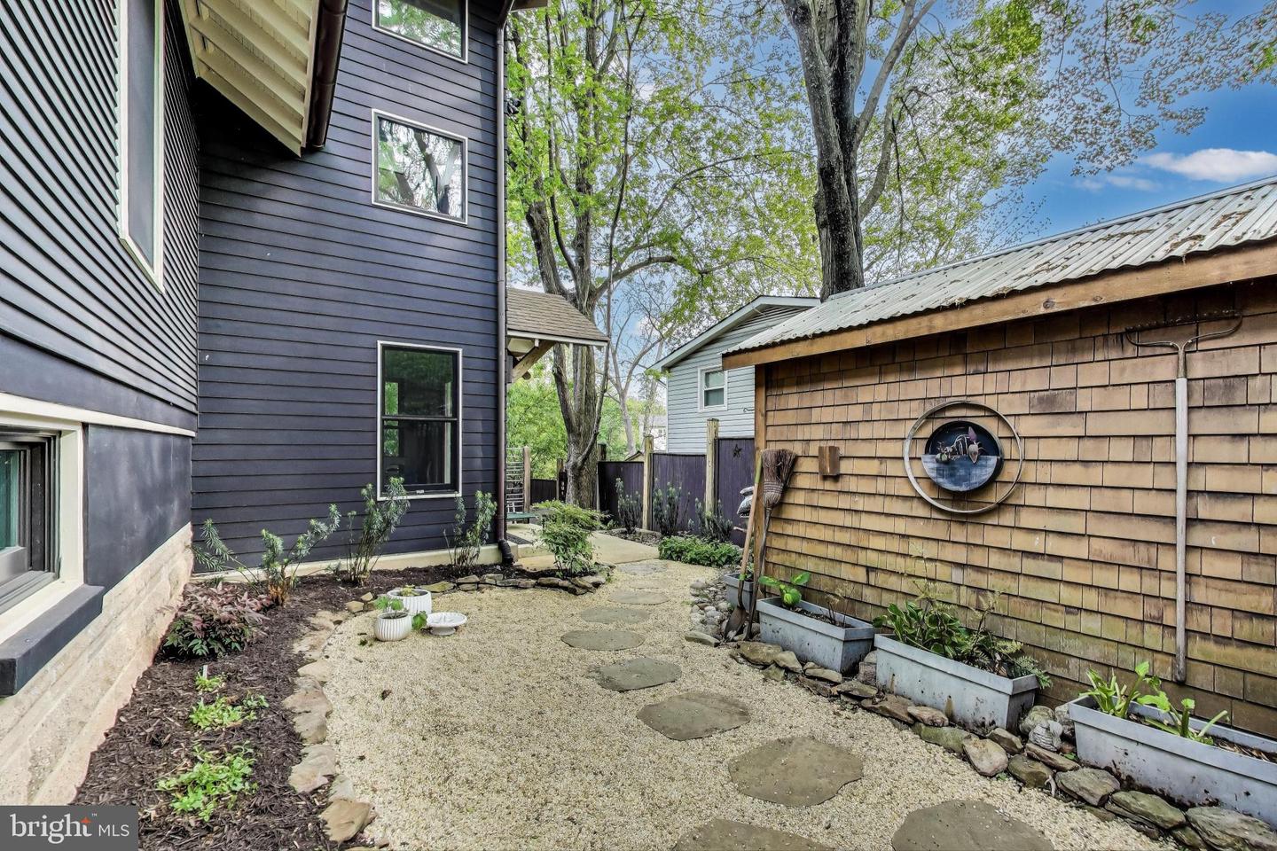 2332 N TUCKAHOE ST, ARLINGTON, Virginia 22205, 5 Bedrooms Bedrooms, ,4 BathroomsBathrooms,Residential,For sale,2332 N TUCKAHOE ST,VAAR2056930 MLS # VAAR2056930
