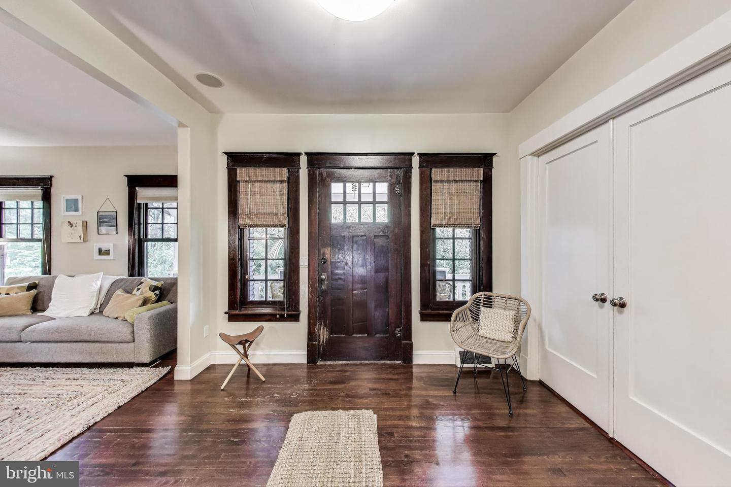 2332 N TUCKAHOE ST, ARLINGTON, Virginia 22205, 5 Bedrooms Bedrooms, ,4 BathroomsBathrooms,Residential,For sale,2332 N TUCKAHOE ST,VAAR2056930 MLS # VAAR2056930