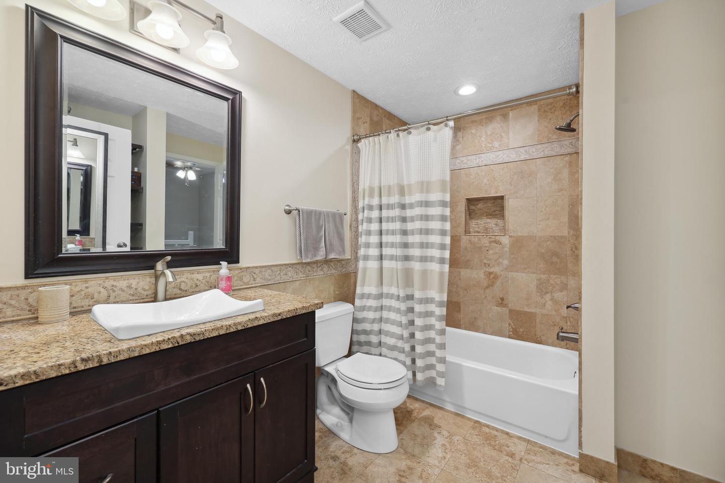 8140 WILLOWDALE CT, SPRINGFIELD, Virginia 22153, 3 Bedrooms Bedrooms, ,1 BathroomBathrooms,Residential,For sale,8140 WILLOWDALE CT,VAFX2238262 MLS # VAFX2238262