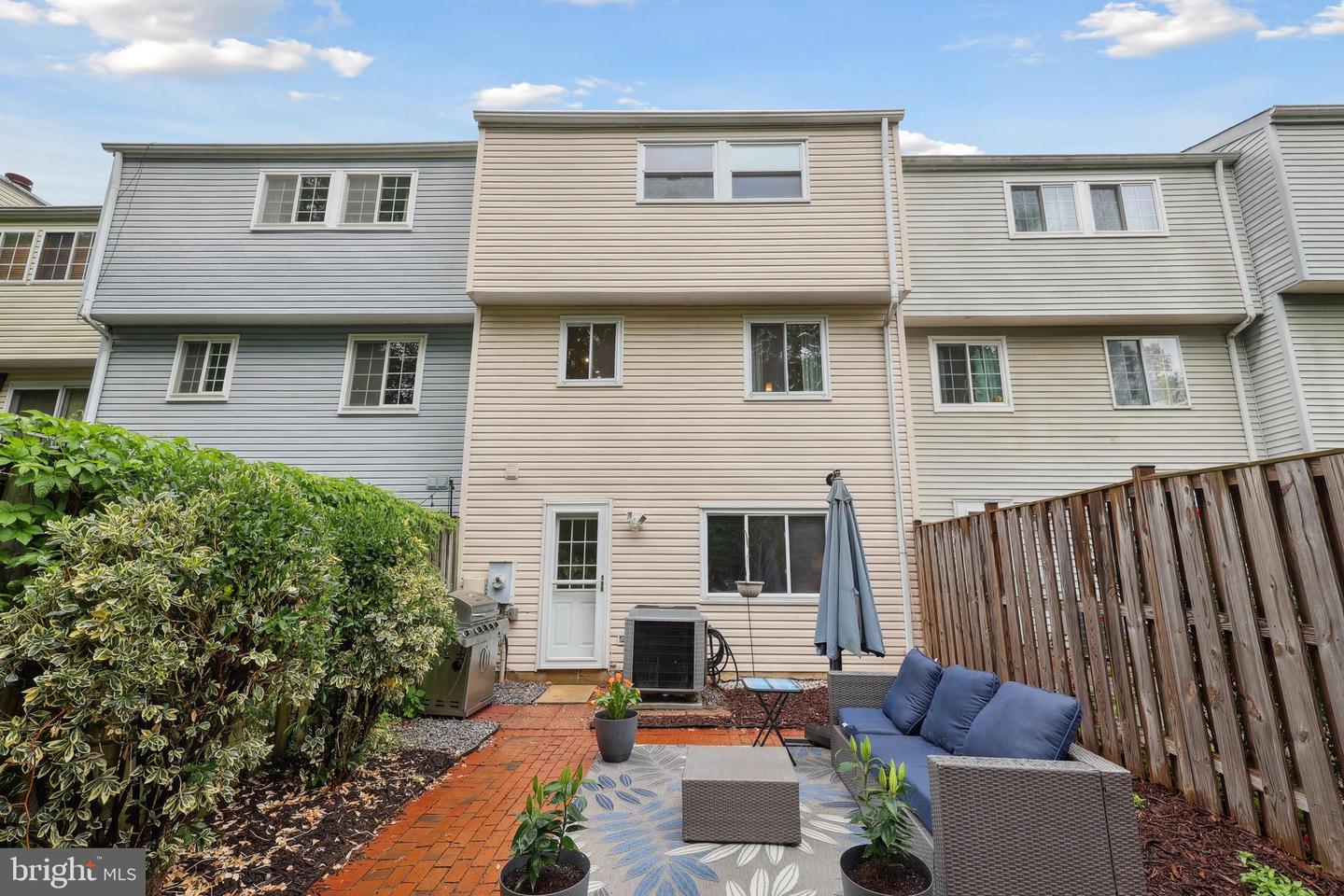 8140 WILLOWDALE CT, SPRINGFIELD, Virginia 22153, 3 Bedrooms Bedrooms, ,1 BathroomBathrooms,Residential,For sale,8140 WILLOWDALE CT,VAFX2238262 MLS # VAFX2238262