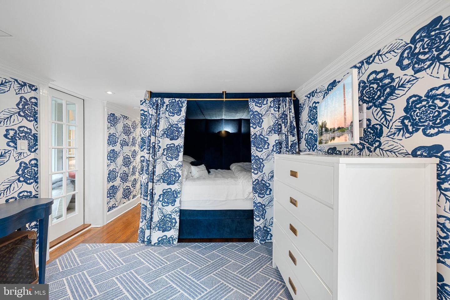 109 DUKE ST, ALEXANDRIA, Virginia 22314, 5 Bedrooms Bedrooms, ,3 BathroomsBathrooms,Residential,For sale,109 DUKE ST,VAAX2044914 MLS # VAAX2044914