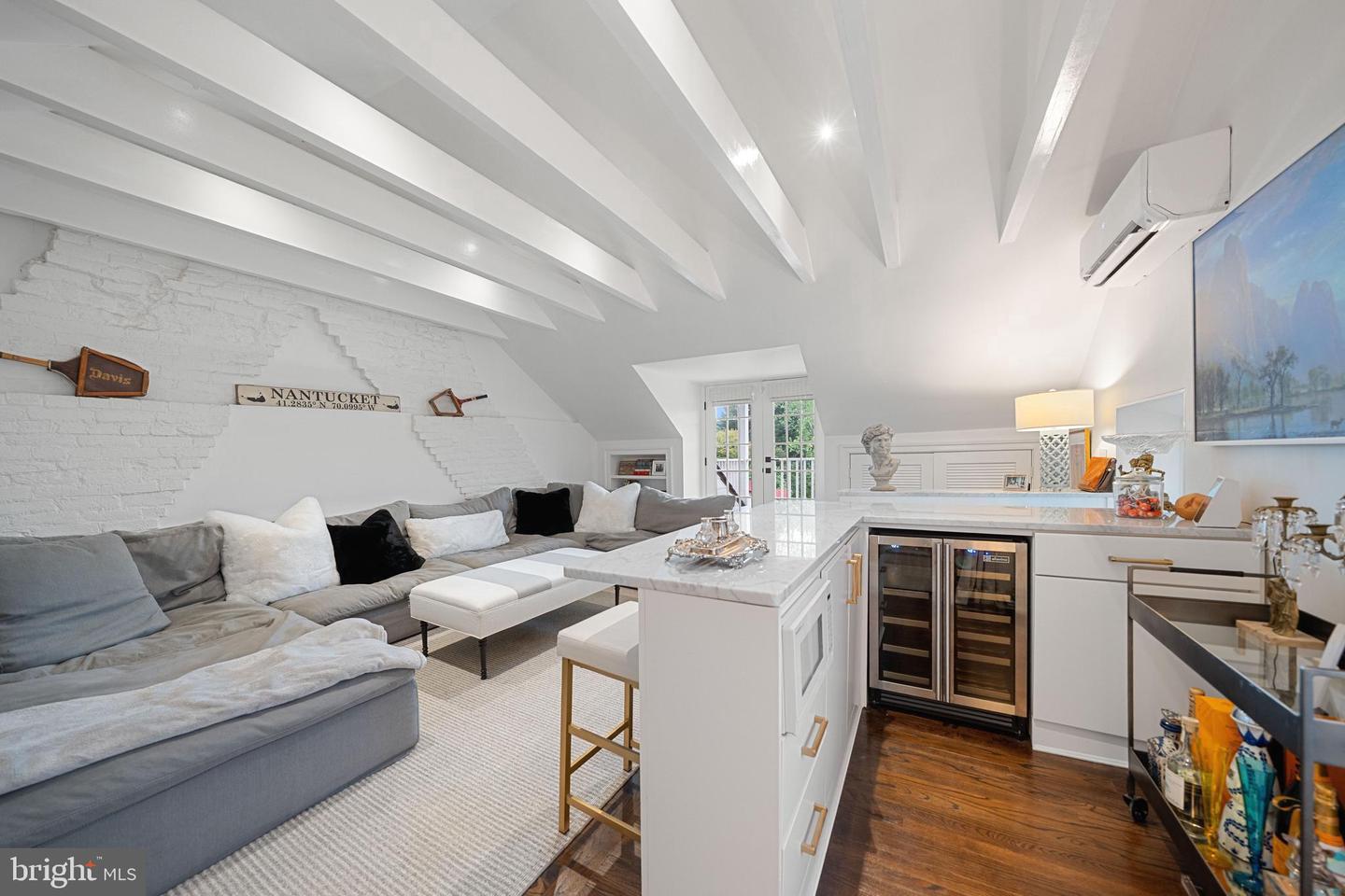 109 DUKE ST, ALEXANDRIA, Virginia 22314, 5 Bedrooms Bedrooms, ,3 BathroomsBathrooms,Residential,For sale,109 DUKE ST,VAAX2044914 MLS # VAAX2044914