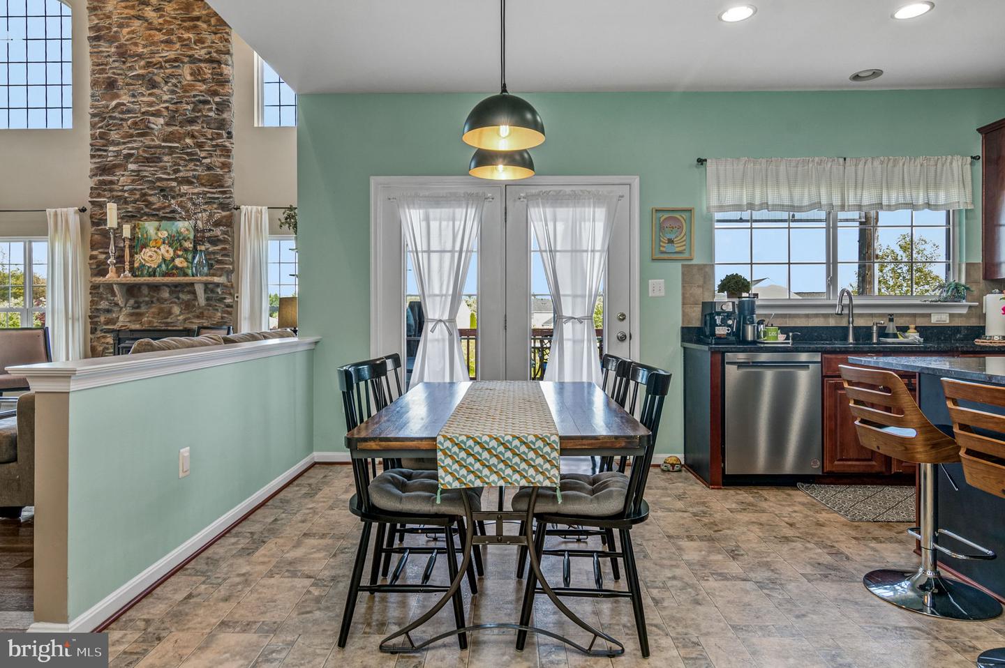 961 DEVONSHIRE CIR, PURCELLVILLE, Virginia 20132, 4 Bedrooms Bedrooms, ,3 BathroomsBathrooms,Residential,For sale,961 DEVONSHIRE CIR,VALO2095438 MLS # VALO2095438