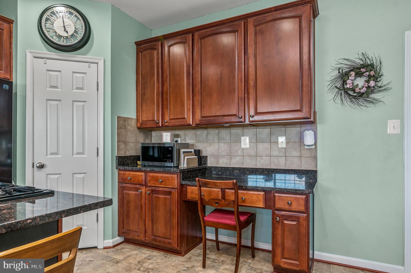 961 DEVONSHIRE CIR, PURCELLVILLE, Virginia 20132, 4 Bedrooms Bedrooms, ,3 BathroomsBathrooms,Residential,For sale,961 DEVONSHIRE CIR,VALO2095438 MLS # VALO2095438