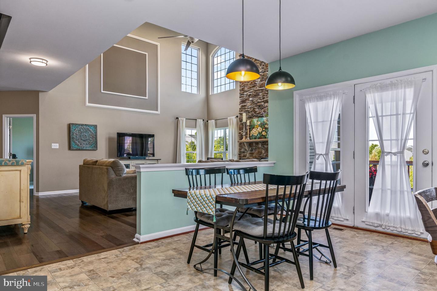961 DEVONSHIRE CIR, PURCELLVILLE, Virginia 20132, 4 Bedrooms Bedrooms, ,3 BathroomsBathrooms,Residential,For sale,961 DEVONSHIRE CIR,VALO2095438 MLS # VALO2095438