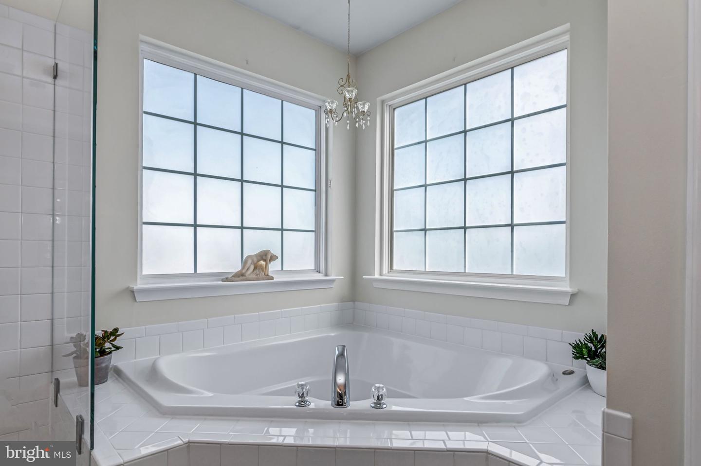 961 DEVONSHIRE CIR, PURCELLVILLE, Virginia 20132, 4 Bedrooms Bedrooms, ,3 BathroomsBathrooms,Residential,For sale,961 DEVONSHIRE CIR,VALO2095438 MLS # VALO2095438