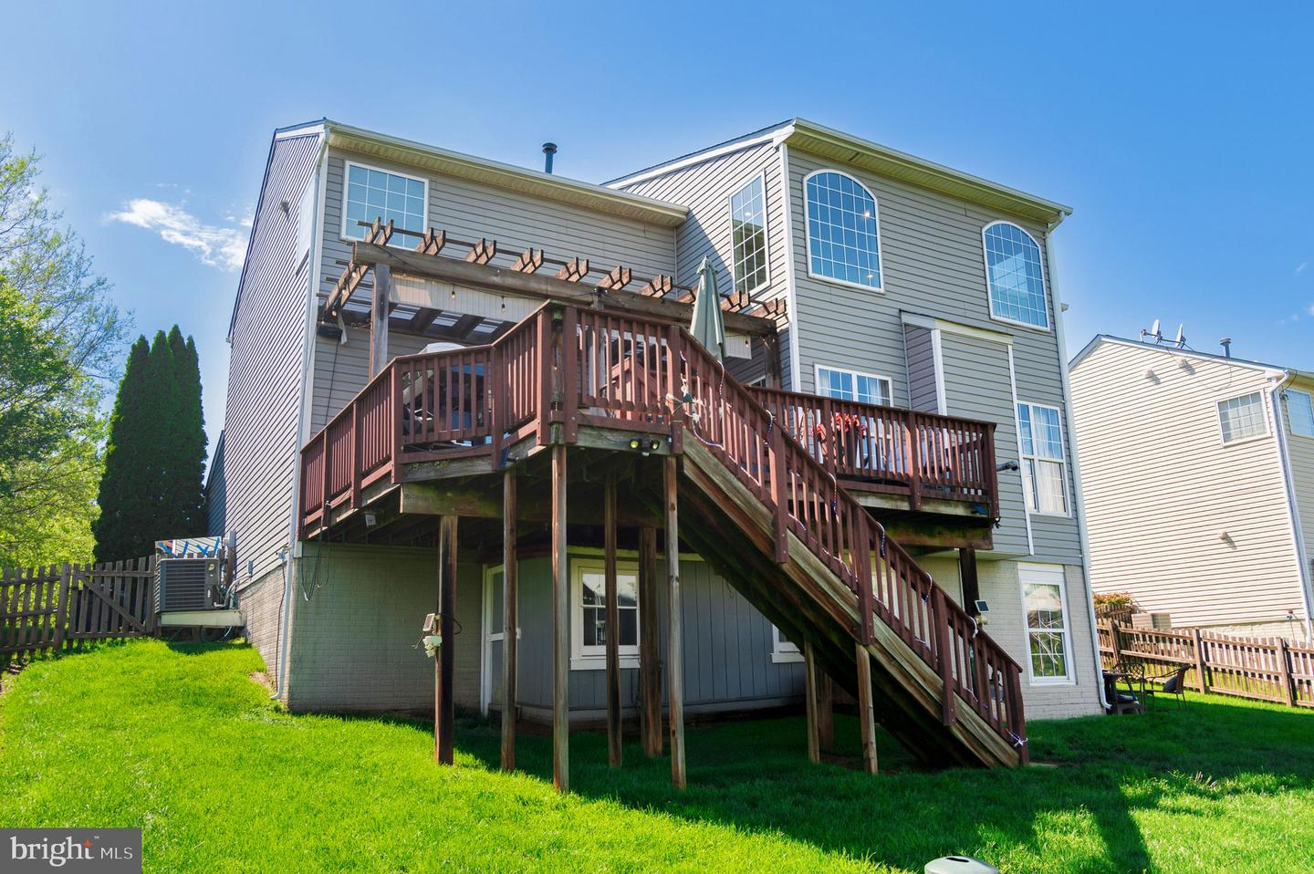 961 DEVONSHIRE CIR, PURCELLVILLE, Virginia 20132, 4 Bedrooms Bedrooms, ,3 BathroomsBathrooms,Residential,For sale,961 DEVONSHIRE CIR,VALO2095438 MLS # VALO2095438