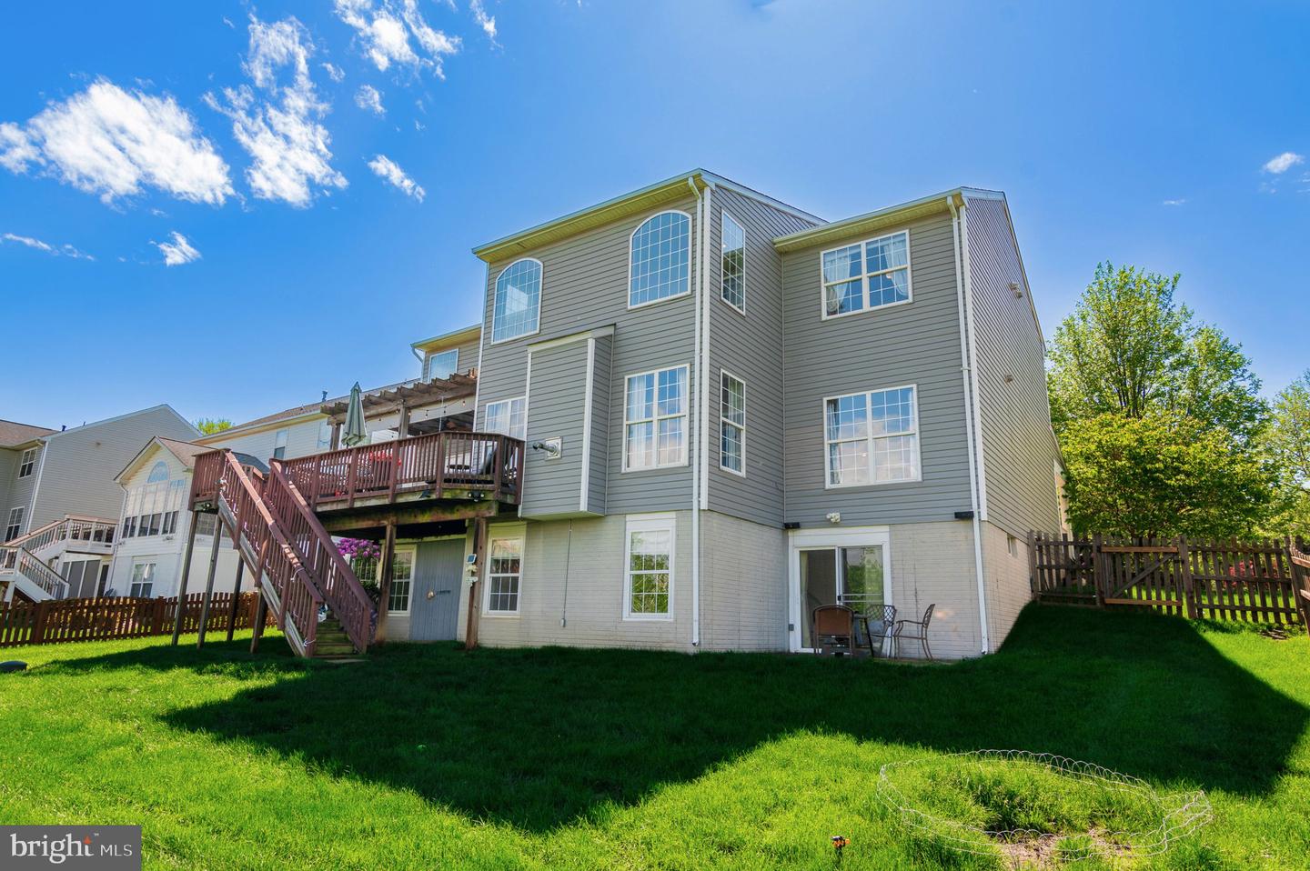 961 DEVONSHIRE CIR, PURCELLVILLE, Virginia 20132, 4 Bedrooms Bedrooms, ,3 BathroomsBathrooms,Residential,For sale,961 DEVONSHIRE CIR,VALO2095438 MLS # VALO2095438