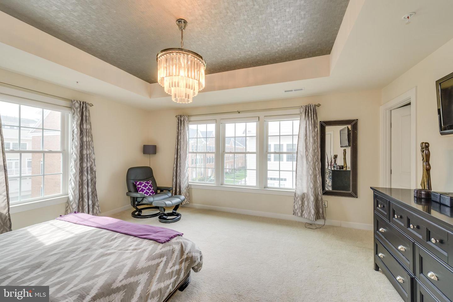 13691 NEIL ARMSTRONG AVE, HERNDON, Virginia 20171, 5 Bedrooms Bedrooms, ,4 BathroomsBathrooms,Residential,For sale,13691 NEIL ARMSTRONG AVE,VAFX2238352 MLS # VAFX2238352