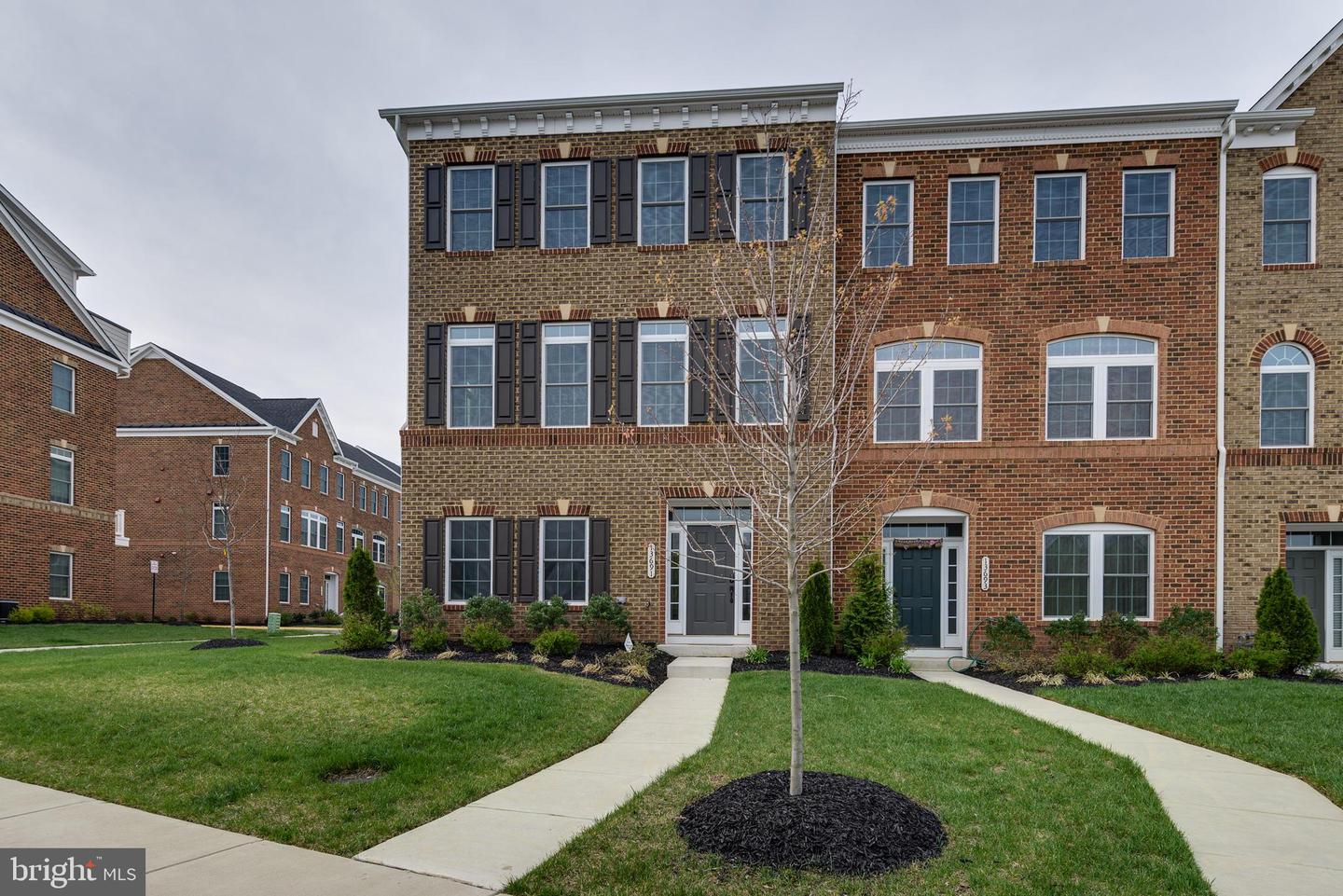 13691 NEIL ARMSTRONG AVE, HERNDON, Virginia 20171, 5 Bedrooms Bedrooms, ,4 BathroomsBathrooms,Residential,For sale,13691 NEIL ARMSTRONG AVE,VAFX2238352 MLS # VAFX2238352
