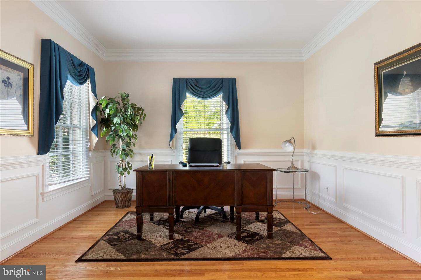 5800 WESTCHESTER ST, ALEXANDRIA, Virginia 22310, 4 Bedrooms Bedrooms, ,3 BathroomsBathrooms,Residential,For sale,5800 WESTCHESTER ST,VAFX2238384 MLS # VAFX2238384