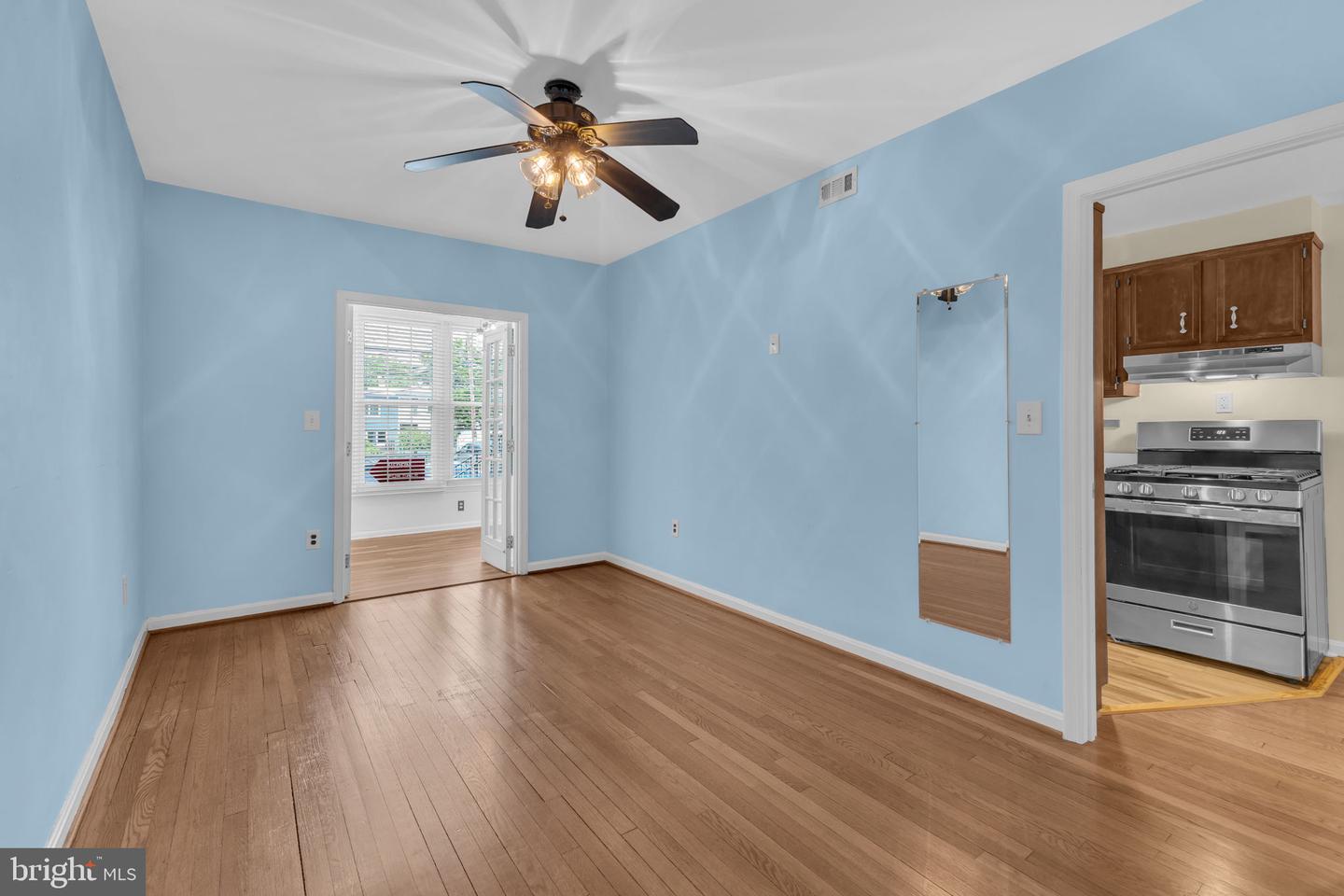 945 RANDOLPH ST NW #A, WASHINGTON, District Of Columbia 20011, 1 Bedroom Bedrooms, ,1 BathroomBathrooms,Residential,For sale,945 RANDOLPH ST NW #A,DCDC2198816 MLS # DCDC2198816