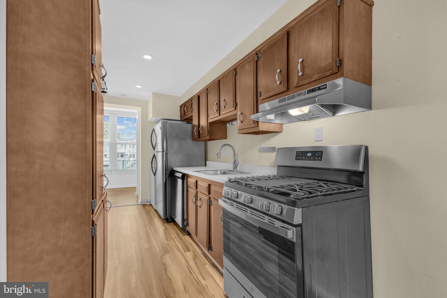 945 RANDOLPH ST NW #A, WASHINGTON, District Of Columbia 20011, 1 Bedroom Bedrooms, ,1 BathroomBathrooms,Residential,For sale,945 RANDOLPH ST NW #A,DCDC2198816 MLS # DCDC2198816