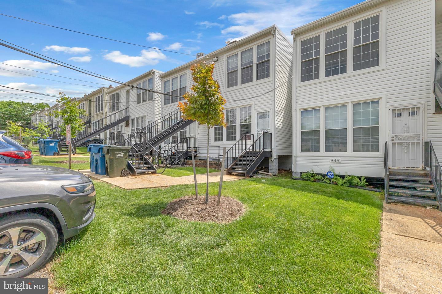945 RANDOLPH ST NW #A, WASHINGTON, District Of Columbia 20011, 1 Bedroom Bedrooms, ,1 BathroomBathrooms,Residential,For sale,945 RANDOLPH ST NW #A,DCDC2198816 MLS # DCDC2198816