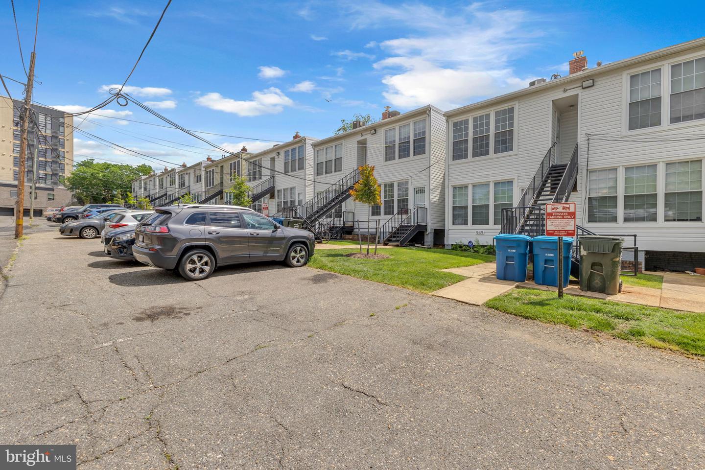 945 RANDOLPH ST NW #A, WASHINGTON, District Of Columbia 20011, 1 Bedroom Bedrooms, ,1 BathroomBathrooms,Residential,For sale,945 RANDOLPH ST NW #A,DCDC2198816 MLS # DCDC2198816