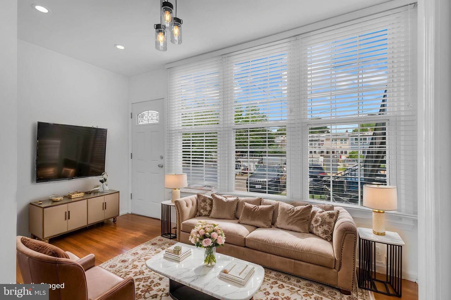 945 RANDOLPH ST NW #A, WASHINGTON, District Of Columbia 20011, 1 Bedroom Bedrooms, ,1 BathroomBathrooms,Residential,For sale,945 RANDOLPH ST NW #A,DCDC2198816 MLS # DCDC2198816