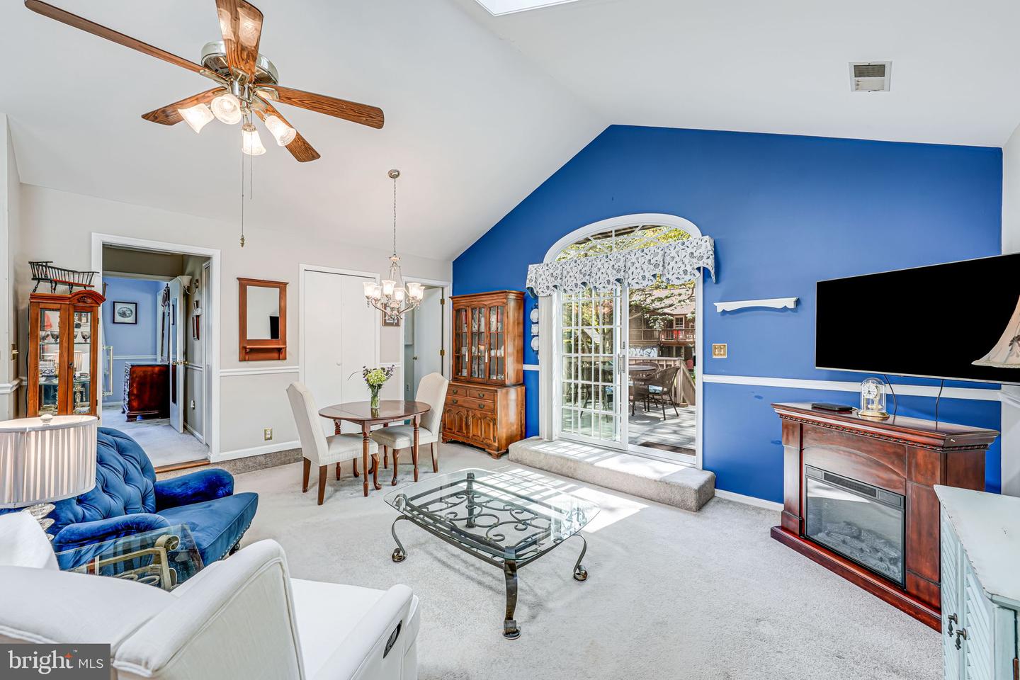 7131 MURRAY LN, ANNANDALE, Virginia 22003, 7 Bedrooms Bedrooms, ,3 BathroomsBathrooms,Residential,For sale,7131 MURRAY LN,VAFX2238414 MLS # VAFX2238414