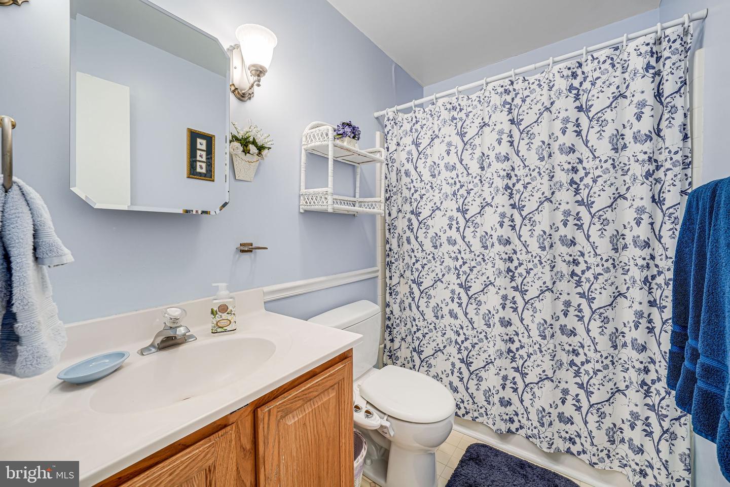 7131 MURRAY LN, ANNANDALE, Virginia 22003, 7 Bedrooms Bedrooms, ,3 BathroomsBathrooms,Residential,For sale,7131 MURRAY LN,VAFX2238414 MLS # VAFX2238414