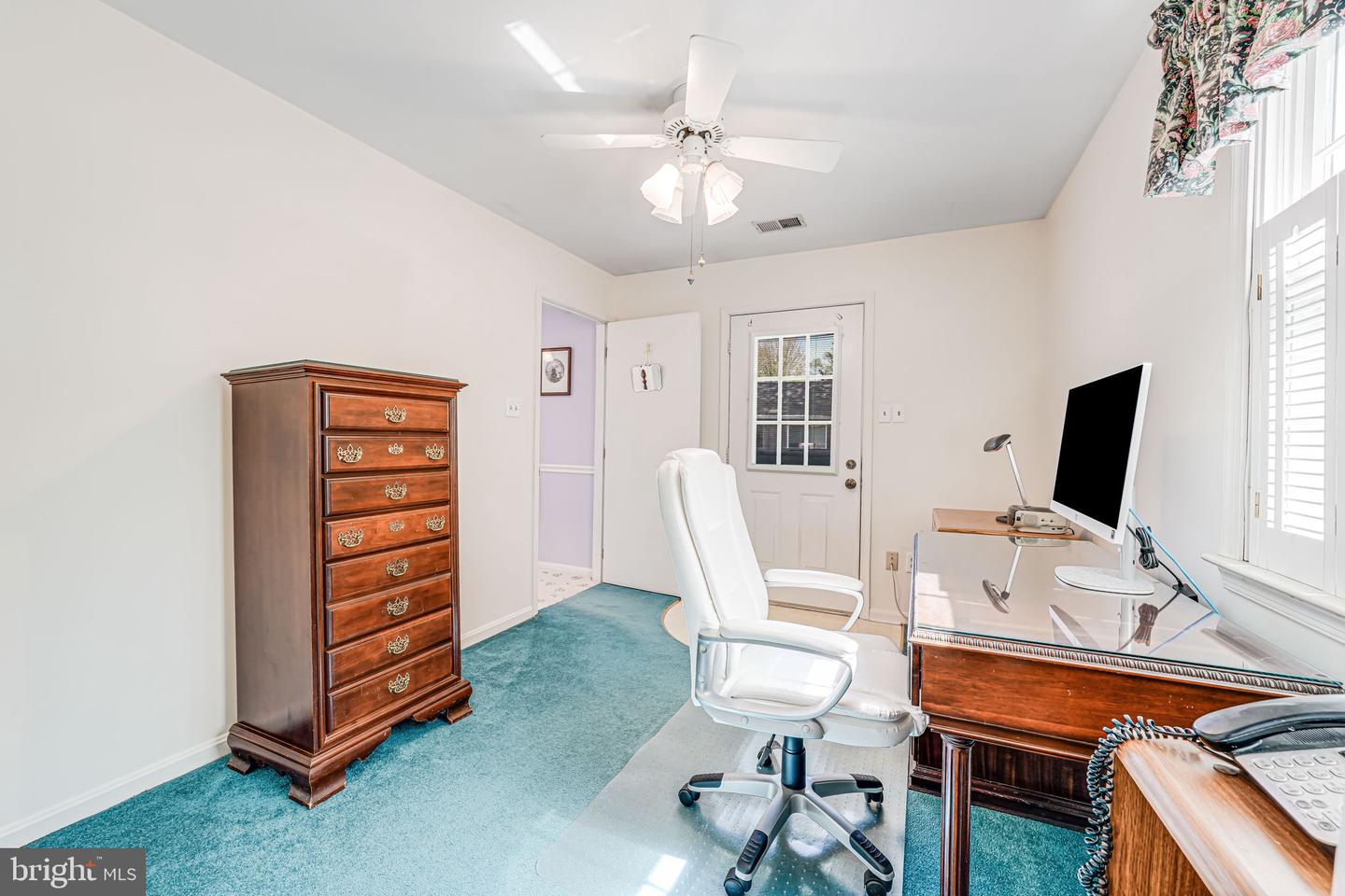 7131 MURRAY LN, ANNANDALE, Virginia 22003, 7 Bedrooms Bedrooms, ,3 BathroomsBathrooms,Residential,For sale,7131 MURRAY LN,VAFX2238414 MLS # VAFX2238414