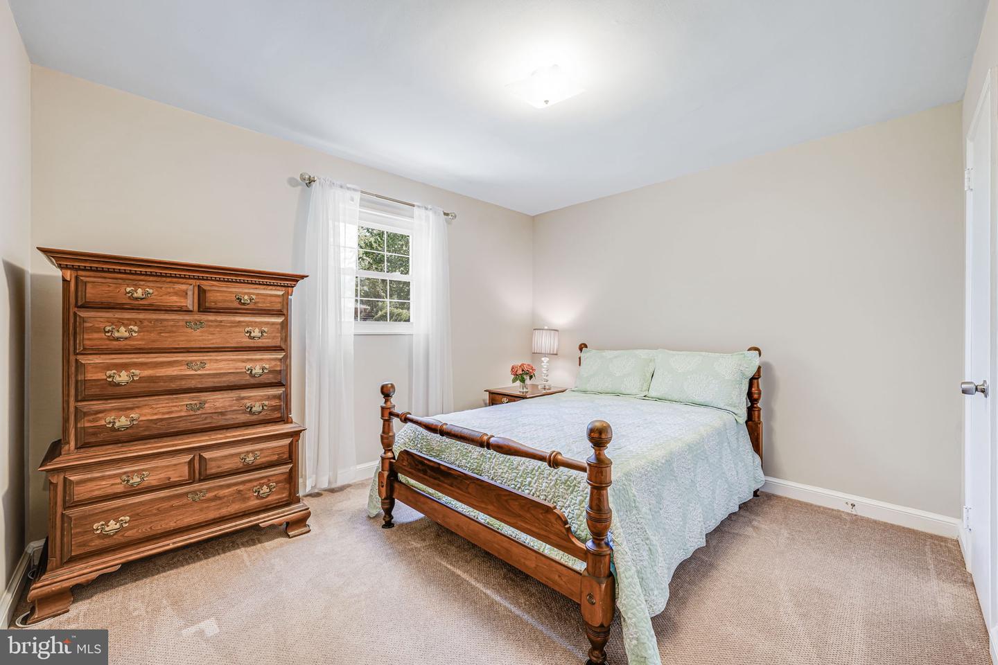 7131 MURRAY LN, ANNANDALE, Virginia 22003, 7 Bedrooms Bedrooms, ,3 BathroomsBathrooms,Residential,For sale,7131 MURRAY LN,VAFX2238414 MLS # VAFX2238414