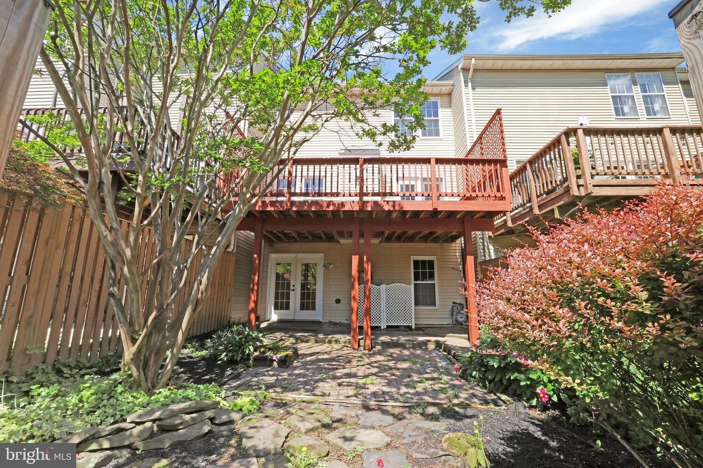 20962 MARTINGALE SQ, STERLING, Virginia 20165, 3 Bedrooms Bedrooms, ,2 BathroomsBathrooms,Residential,For sale,20962 MARTINGALE SQ,VALO2095470 MLS # VALO2095470