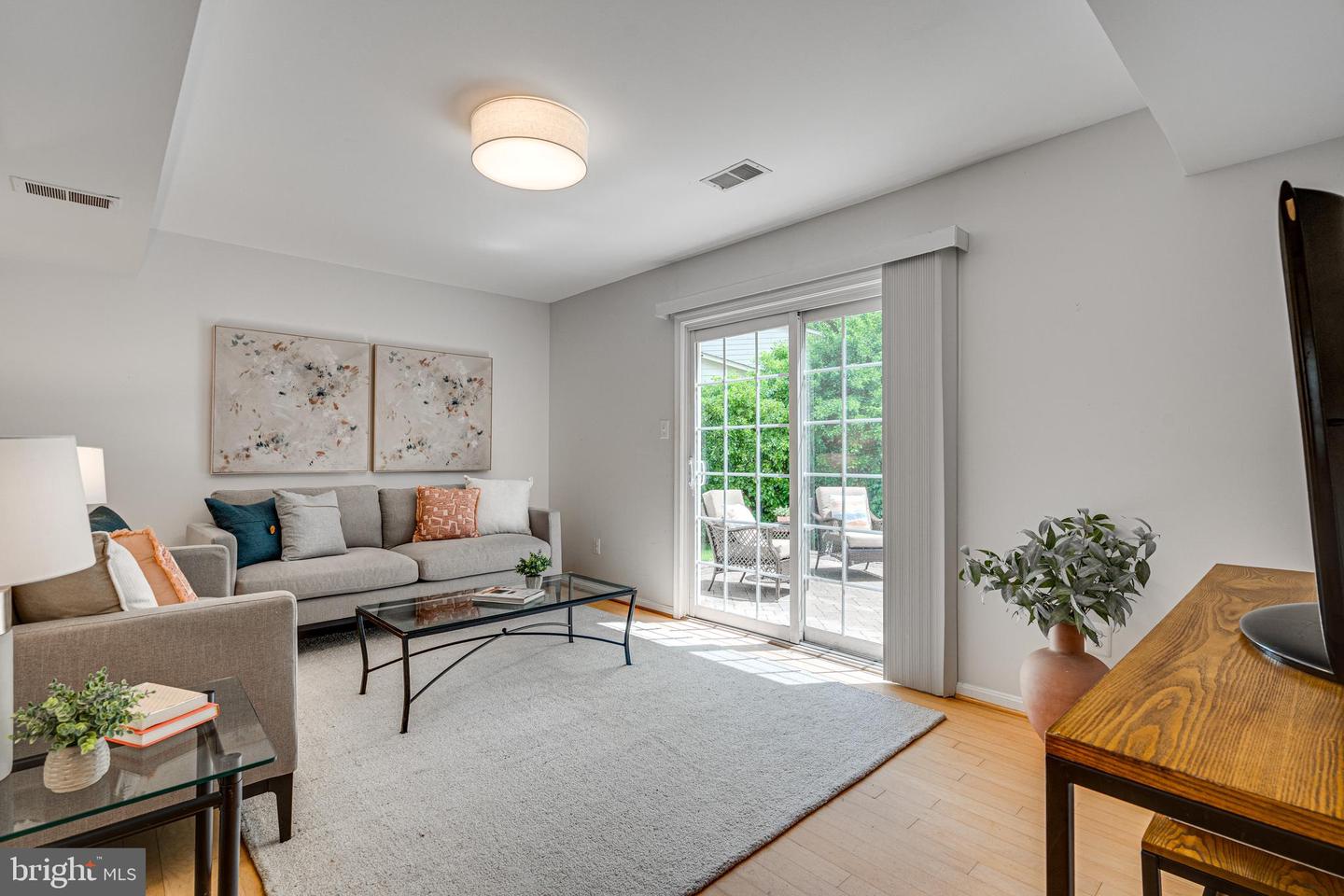 10217 PUMPHREY CT, FAIRFAX, Virginia 22032, 4 Bedrooms Bedrooms, ,3 BathroomsBathrooms,Residential,For sale,10217 PUMPHREY CT,VAFX2238476 MLS # VAFX2238476
