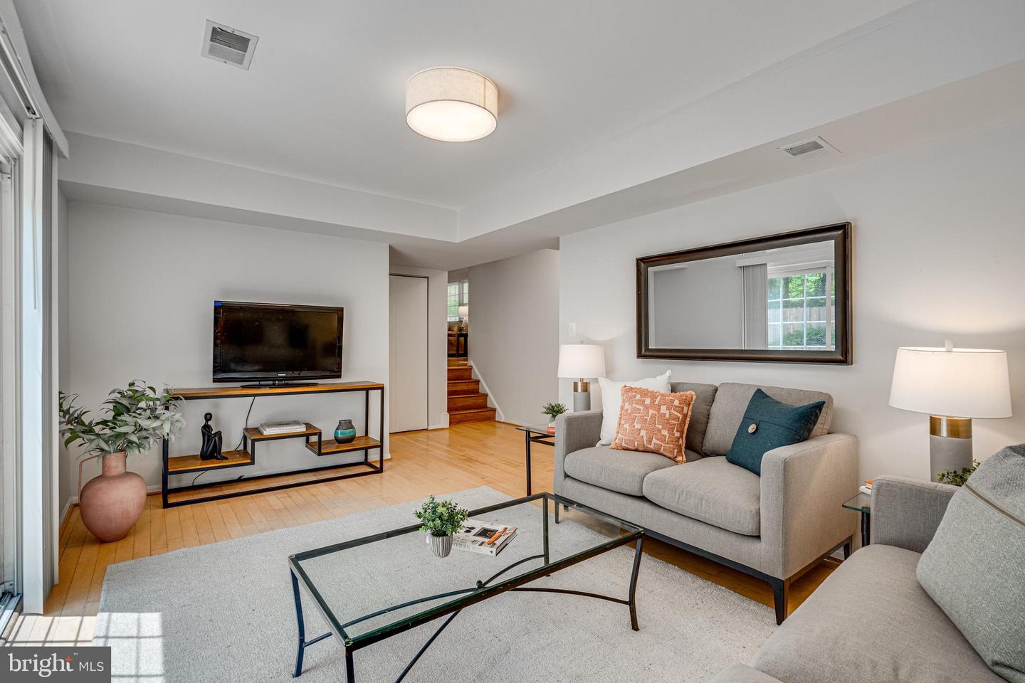 10217 PUMPHREY CT, FAIRFAX, Virginia 22032, 4 Bedrooms Bedrooms, ,3 BathroomsBathrooms,Residential,For sale,10217 PUMPHREY CT,VAFX2238476 MLS # VAFX2238476