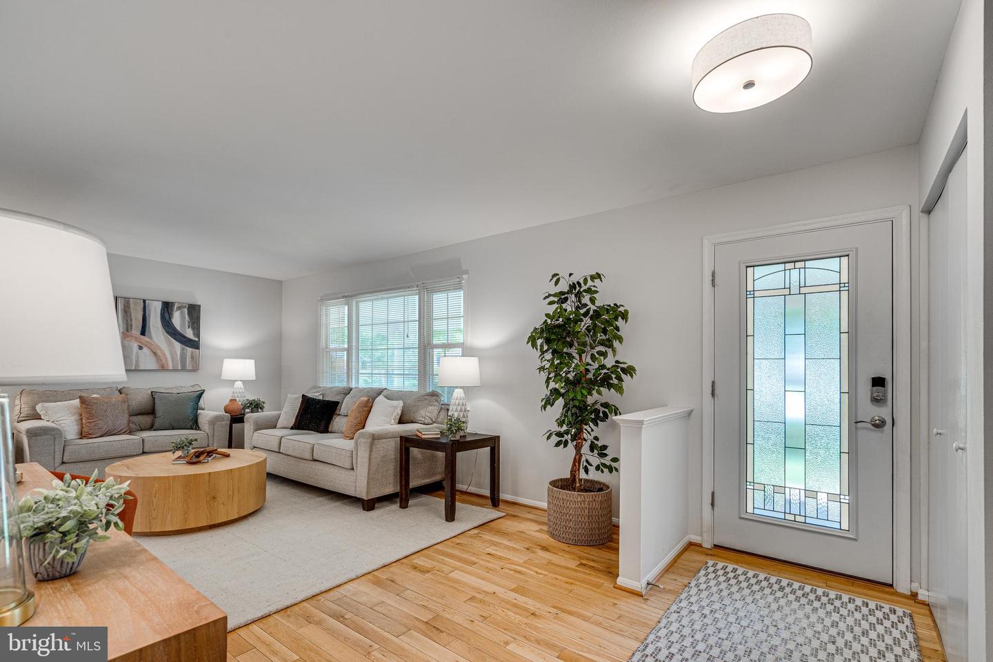 10217 PUMPHREY CT, FAIRFAX, Virginia 22032, 4 Bedrooms Bedrooms, ,3 BathroomsBathrooms,Residential,For sale,10217 PUMPHREY CT,VAFX2238476 MLS # VAFX2238476