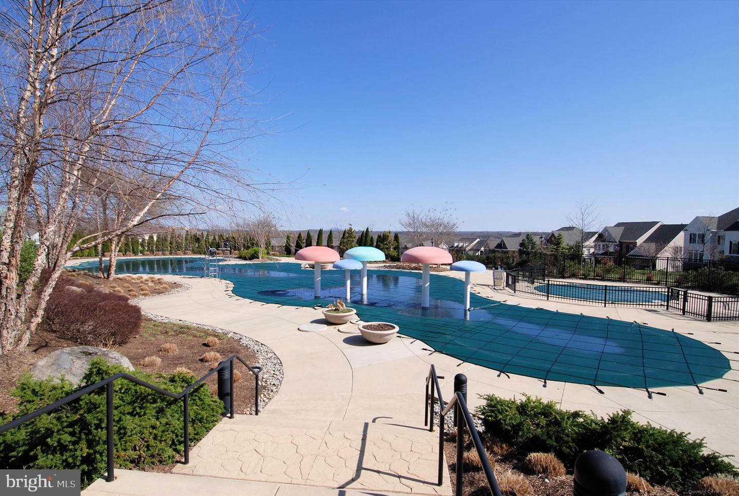 18967 ROCKY CREEK DR, LEESBURG, Virginia 20176, 5 Bedrooms Bedrooms, ,3 BathroomsBathrooms,Residential,For sale,18967 ROCKY CREEK DR,VALO2095502 MLS # VALO2095502