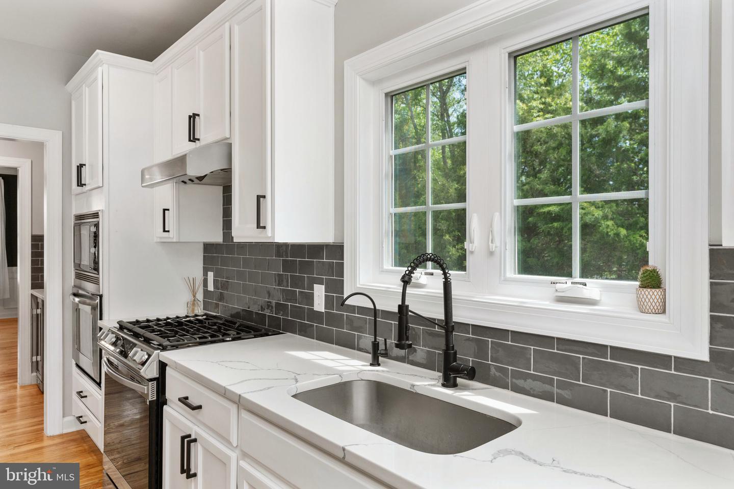 92 MCPHERSON DR, FREDERICKSBURG, Virginia 22406, 5 Bedrooms Bedrooms, ,4 BathroomsBathrooms,Residential,For sale,92 MCPHERSON DR,VAST2038526 MLS # VAST2038526