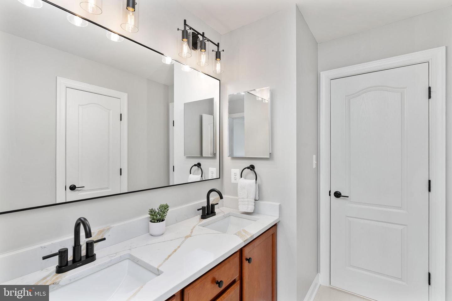 92 MCPHERSON DR, FREDERICKSBURG, Virginia 22406, 5 Bedrooms Bedrooms, ,4 BathroomsBathrooms,Residential,For sale,92 MCPHERSON DR,VAST2038526 MLS # VAST2038526