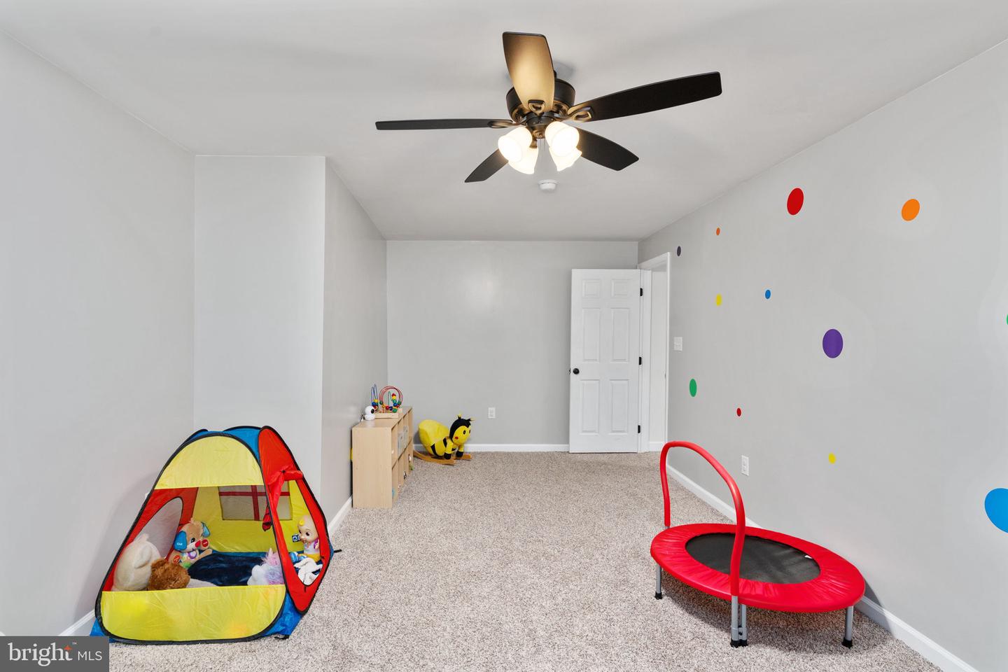 92 MCPHERSON DR, FREDERICKSBURG, Virginia 22406, 5 Bedrooms Bedrooms, ,4 BathroomsBathrooms,Residential,For sale,92 MCPHERSON DR,VAST2038526 MLS # VAST2038526