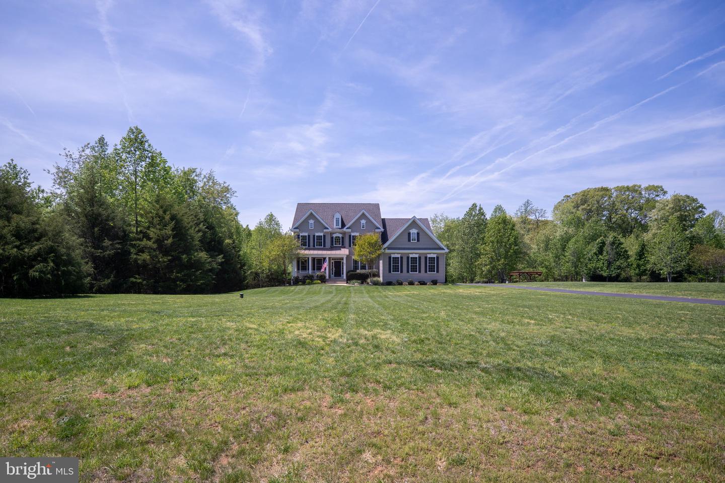 92 MCPHERSON DR, FREDERICKSBURG, Virginia 22406, 5 Bedrooms Bedrooms, ,4 BathroomsBathrooms,Residential,For sale,92 MCPHERSON DR,VAST2038526 MLS # VAST2038526