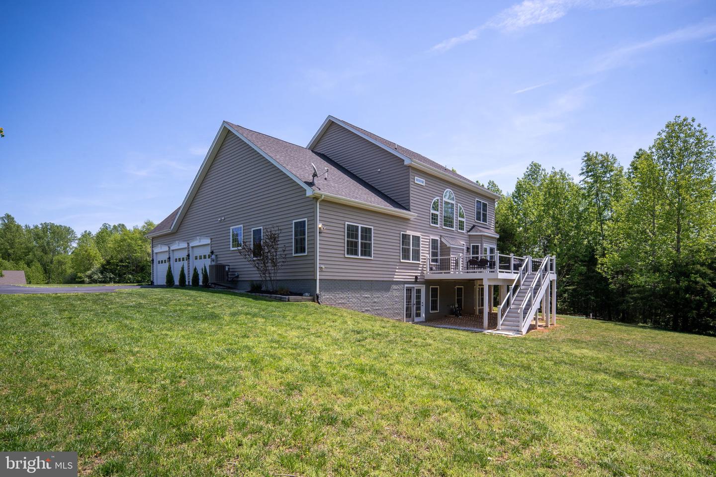 92 MCPHERSON DR, FREDERICKSBURG, Virginia 22406, 5 Bedrooms Bedrooms, ,4 BathroomsBathrooms,Residential,For sale,92 MCPHERSON DR,VAST2038526 MLS # VAST2038526