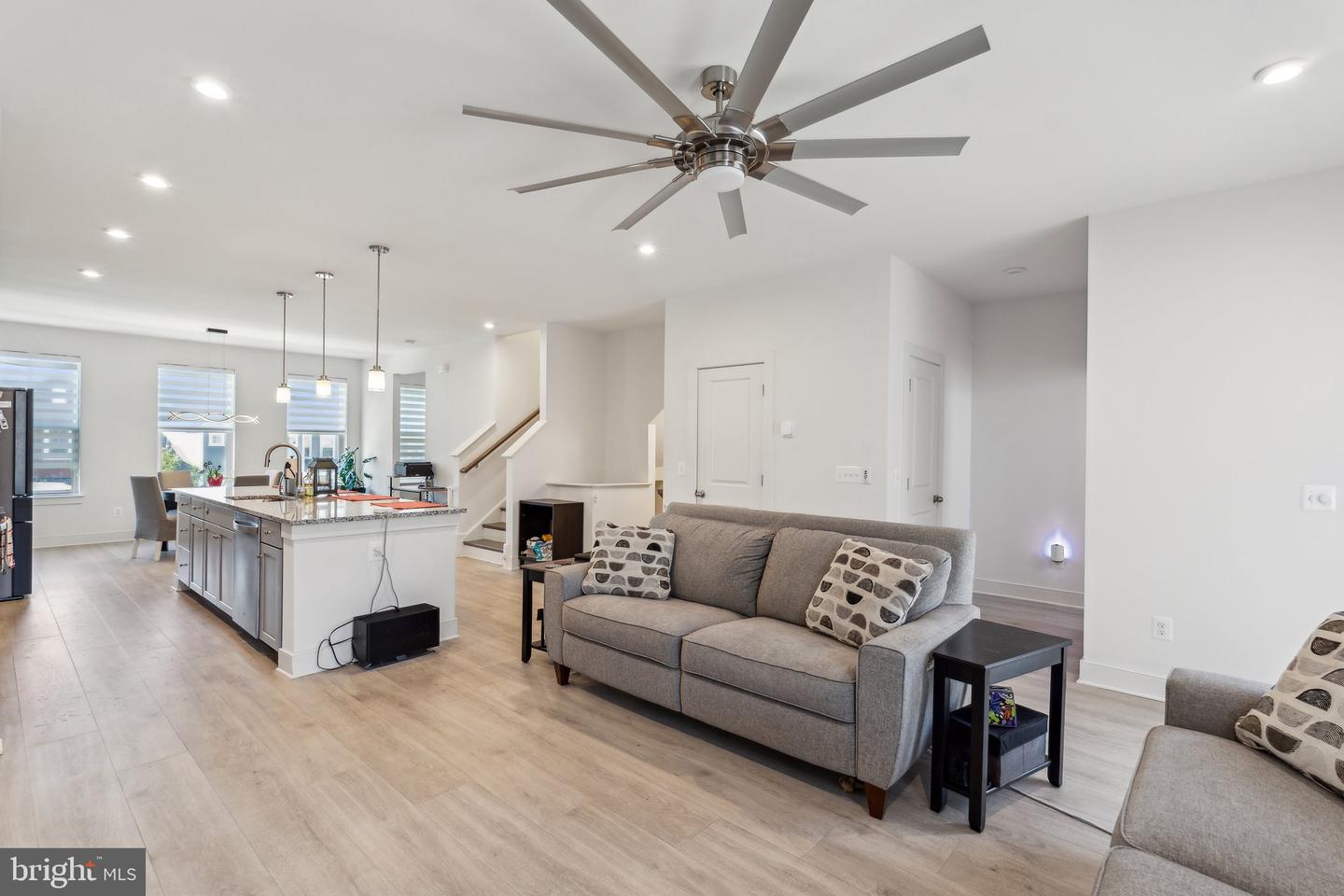 1490 MEADOWLARK GLEN RD, DUMFRIES, Virginia 22026, 4 Bedrooms Bedrooms, ,2 BathroomsBathrooms,Residential,For sale,1490 MEADOWLARK GLEN RD,VAPW2093884 MLS # VAPW2093884