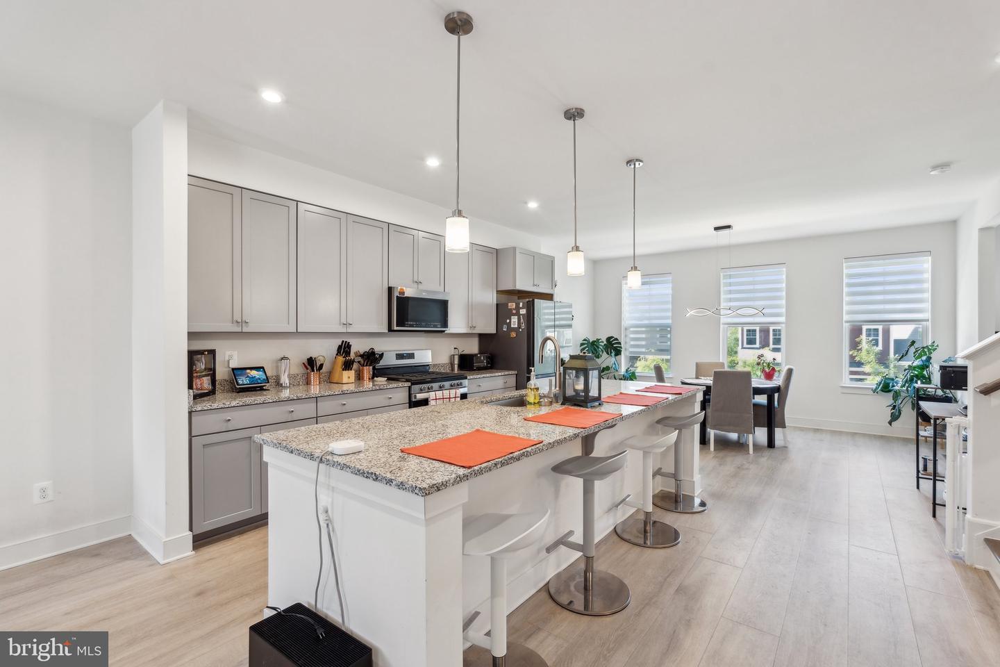 1490 MEADOWLARK GLEN RD, DUMFRIES, Virginia 22026, 4 Bedrooms Bedrooms, ,2 BathroomsBathrooms,Residential,For sale,1490 MEADOWLARK GLEN RD,VAPW2093884 MLS # VAPW2093884