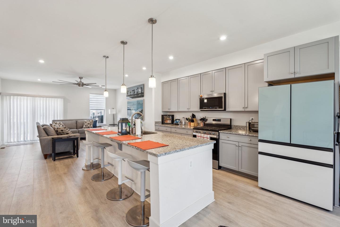 1490 MEADOWLARK GLEN RD, DUMFRIES, Virginia 22026, 4 Bedrooms Bedrooms, ,2 BathroomsBathrooms,Residential,For sale,1490 MEADOWLARK GLEN RD,VAPW2093884 MLS # VAPW2093884