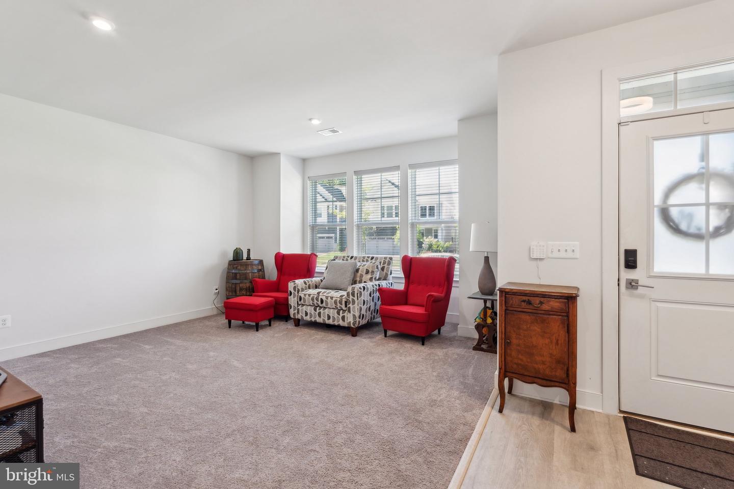 1490 MEADOWLARK GLEN RD, DUMFRIES, Virginia 22026, 4 Bedrooms Bedrooms, ,2 BathroomsBathrooms,Residential,For sale,1490 MEADOWLARK GLEN RD,VAPW2093884 MLS # VAPW2093884