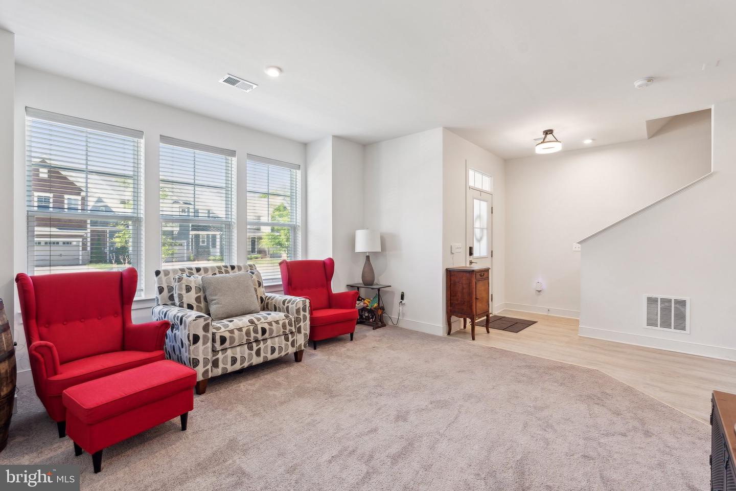 1490 MEADOWLARK GLEN RD, DUMFRIES, Virginia 22026, 4 Bedrooms Bedrooms, ,2 BathroomsBathrooms,Residential,For sale,1490 MEADOWLARK GLEN RD,VAPW2093884 MLS # VAPW2093884