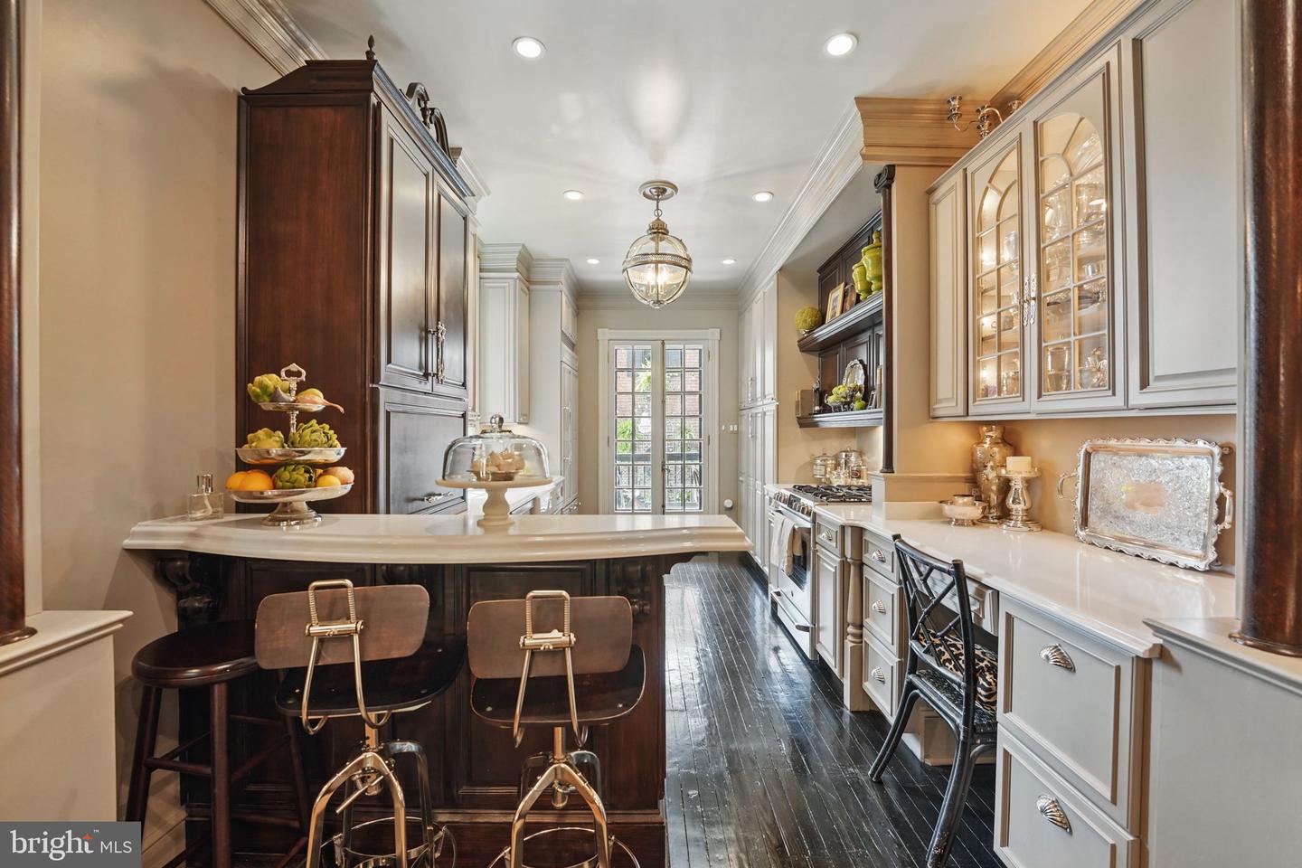 624 14TH ST NE, WASHINGTON, District Of Columbia 20002, 4 Bedrooms Bedrooms, ,3 BathroomsBathrooms,Residential,For sale,624 14TH ST NE,DCDC2198906 MLS # DCDC2198906