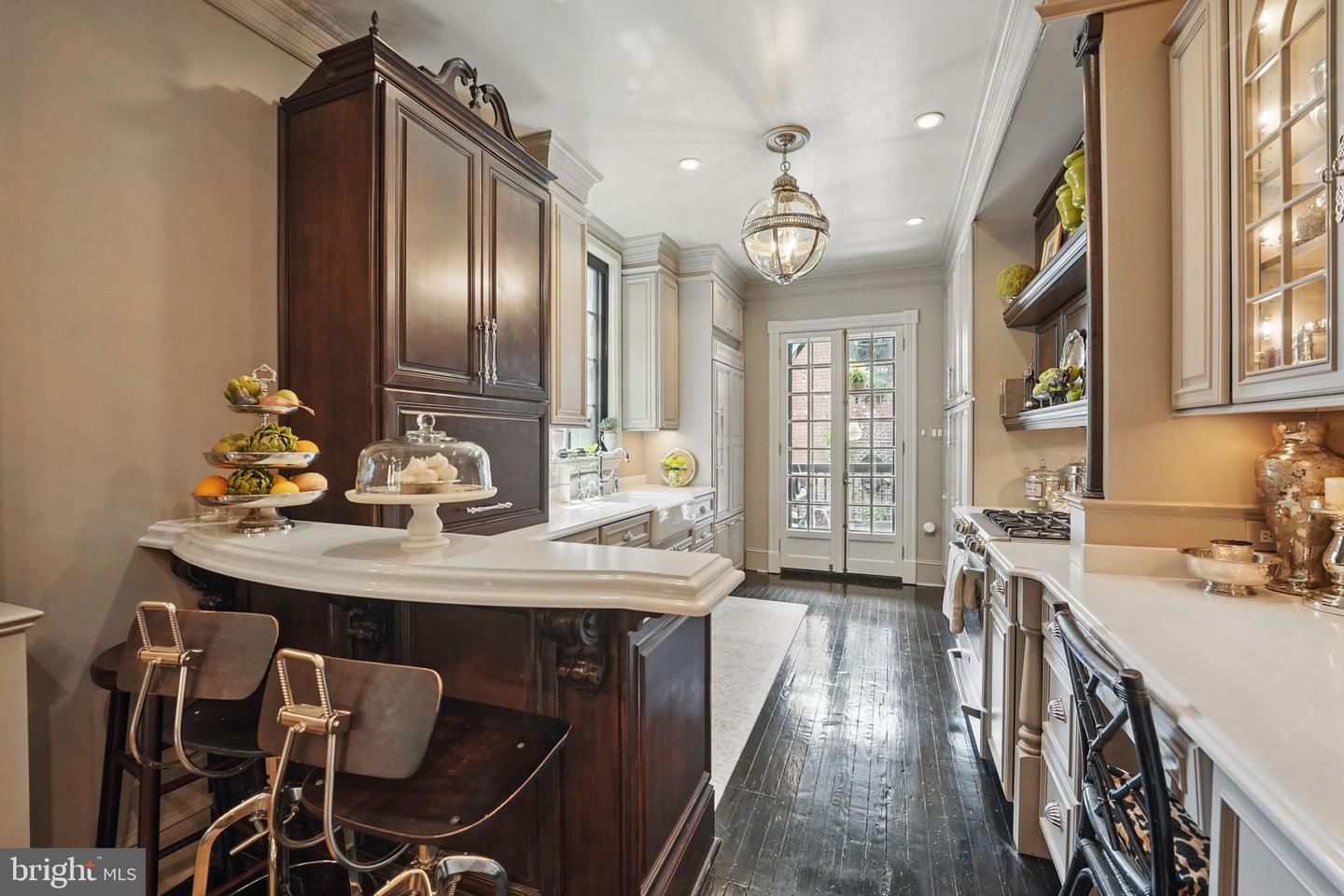 624 14TH ST NE, WASHINGTON, District Of Columbia 20002, 4 Bedrooms Bedrooms, ,3 BathroomsBathrooms,Residential,For sale,624 14TH ST NE,DCDC2198906 MLS # DCDC2198906