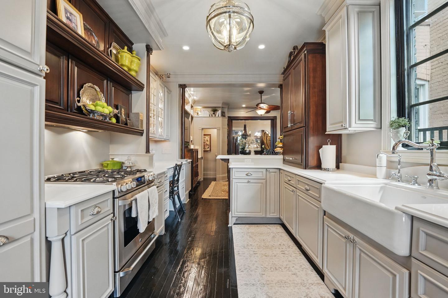 624 14TH ST NE, WASHINGTON, District Of Columbia 20002, 4 Bedrooms Bedrooms, ,3 BathroomsBathrooms,Residential,For sale,624 14TH ST NE,DCDC2198906 MLS # DCDC2198906