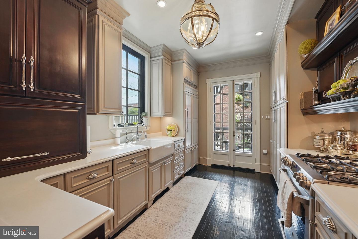624 14TH ST NE, WASHINGTON, District Of Columbia 20002, 4 Bedrooms Bedrooms, ,3 BathroomsBathrooms,Residential,For sale,624 14TH ST NE,DCDC2198906 MLS # DCDC2198906