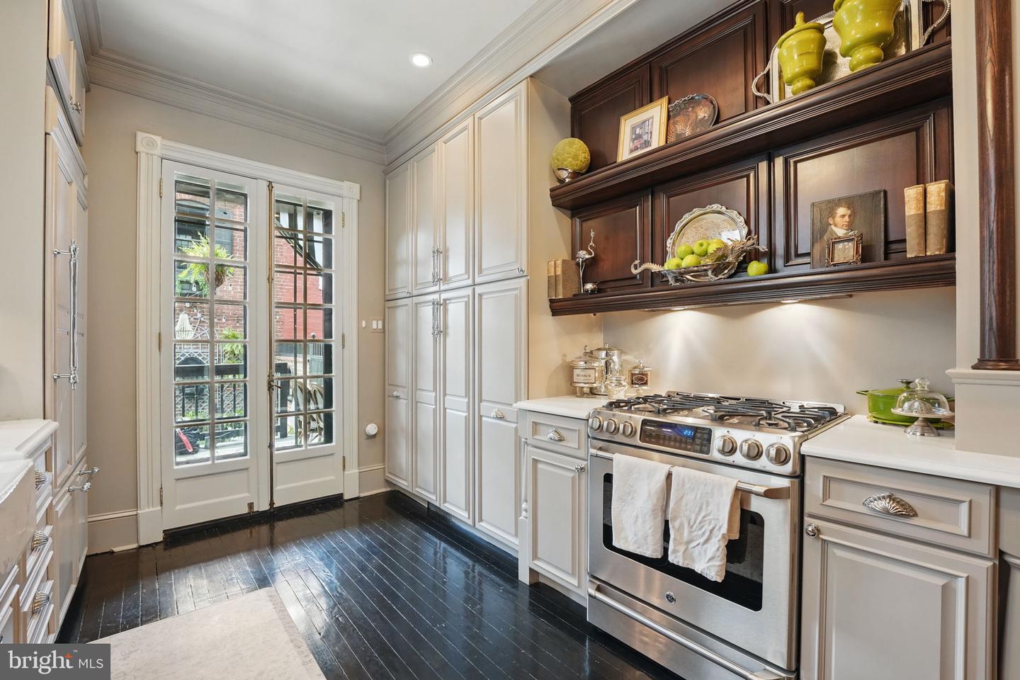 624 14TH ST NE, WASHINGTON, District Of Columbia 20002, 4 Bedrooms Bedrooms, ,3 BathroomsBathrooms,Residential,For sale,624 14TH ST NE,DCDC2198906 MLS # DCDC2198906