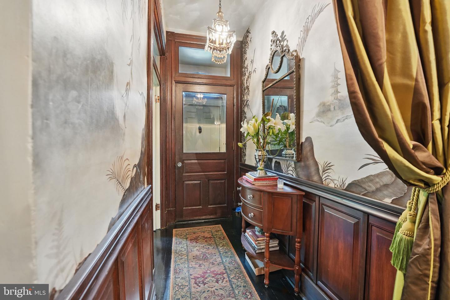 624 14TH ST NE, WASHINGTON, District Of Columbia 20002, 4 Bedrooms Bedrooms, ,3 BathroomsBathrooms,Residential,For sale,624 14TH ST NE,DCDC2198906 MLS # DCDC2198906